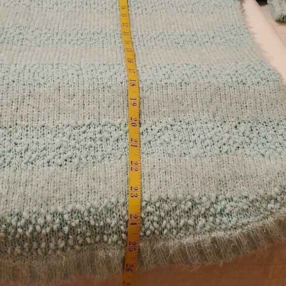 New Directions aqua sweater size Large - Picture 9 of 9